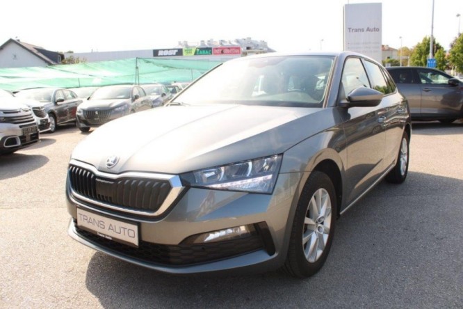 ŠKODA KAROQ FL Selection 1.5 TSI ACT