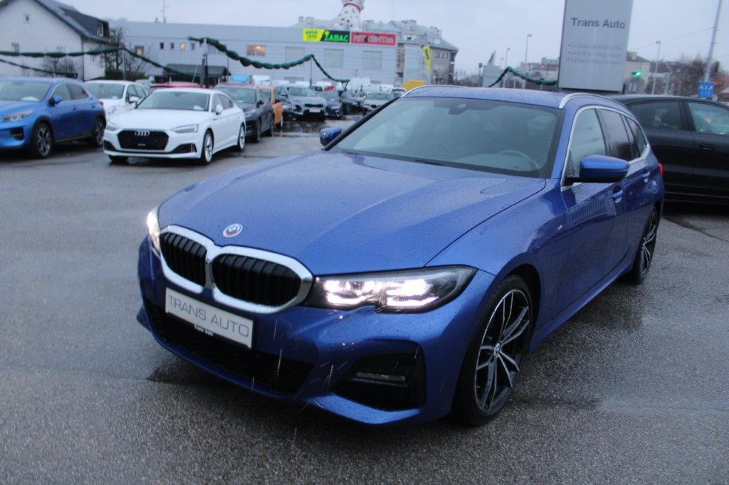 BMW 320i TOURING
